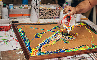 The fascination with acrylic pouring 