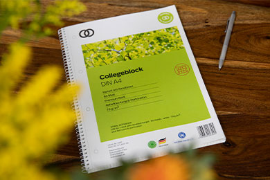 Soennecken branded paper note pad of the oeco line.WorkLab area 